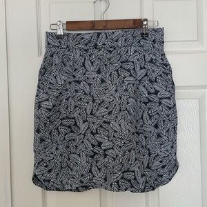 NWT Peter Millar Women’s Alice Petal Hem Skort Blue/White Palms S